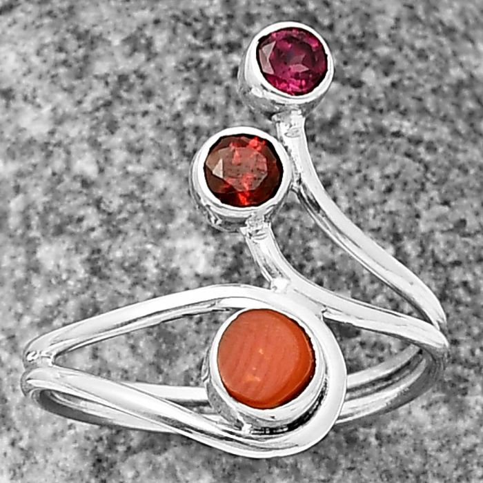 Coral Stick and Garnet Ring Size-9.5 SDR210156 R-1390, 5x5 mm