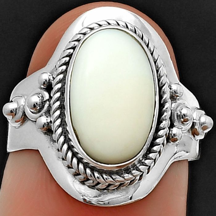 White Opal Ring Size-7 SDR210247 R-1420, 8x12 mm