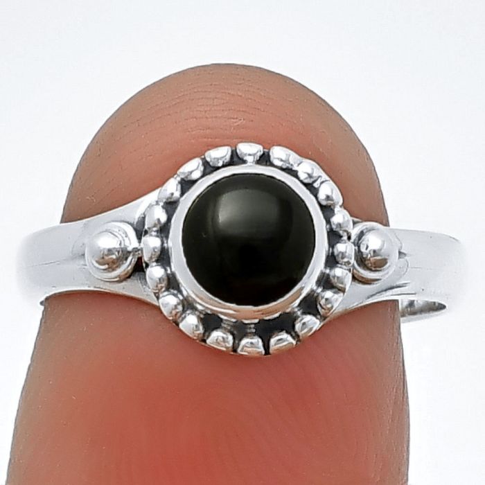 Black Onyx Ring Size-7 SDR210614 R-1071, 6x6 mm