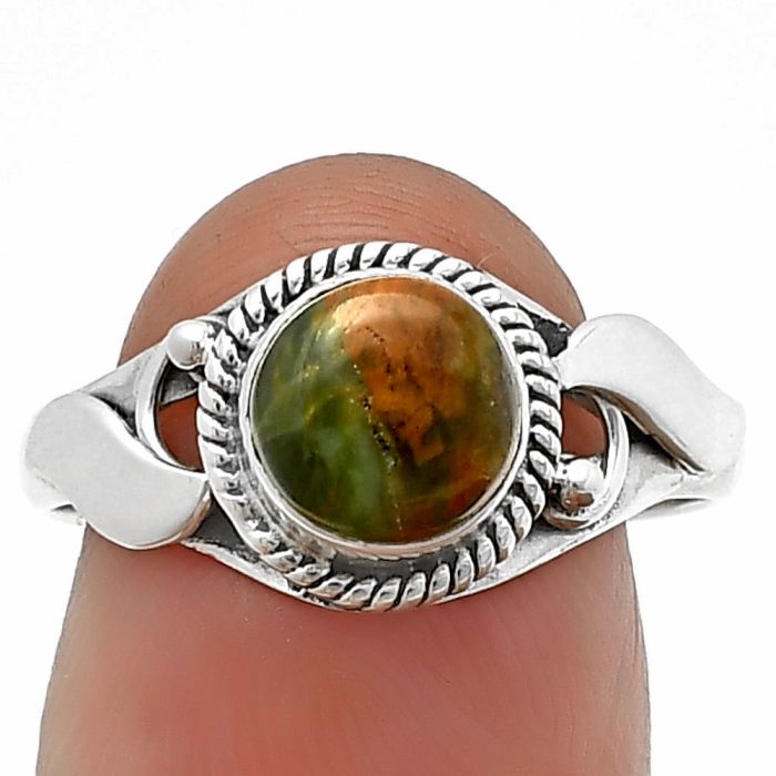 Chrome Chalcedony Ring Size-8.5 SDR210773 R-1405, 7x7 mm