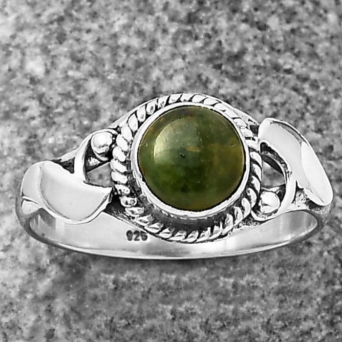 Chrome Chalcedony Ring Size-8 SDR210793 R-1405, 7x7 mm