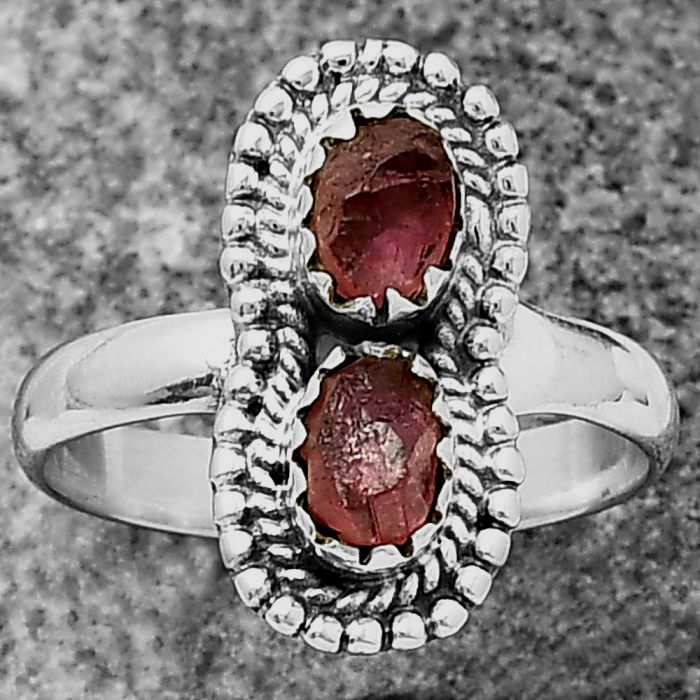 Ruby Rough Ring size-8 SDR211250 R-1386, 6x4 mm