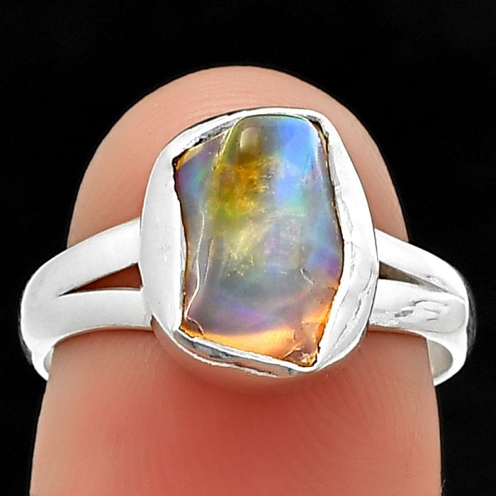 Ethiopian Opal Rough Ring size-7 SDR211418 R-1002, 8x11 mm