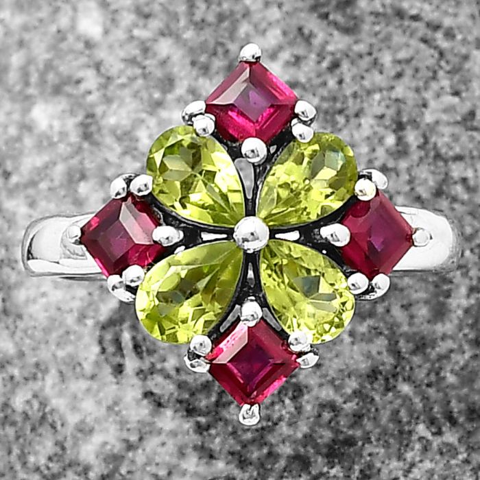Peridot and Garnet Ring size-7.5 SDR211536 R-1021, 6x4 mm