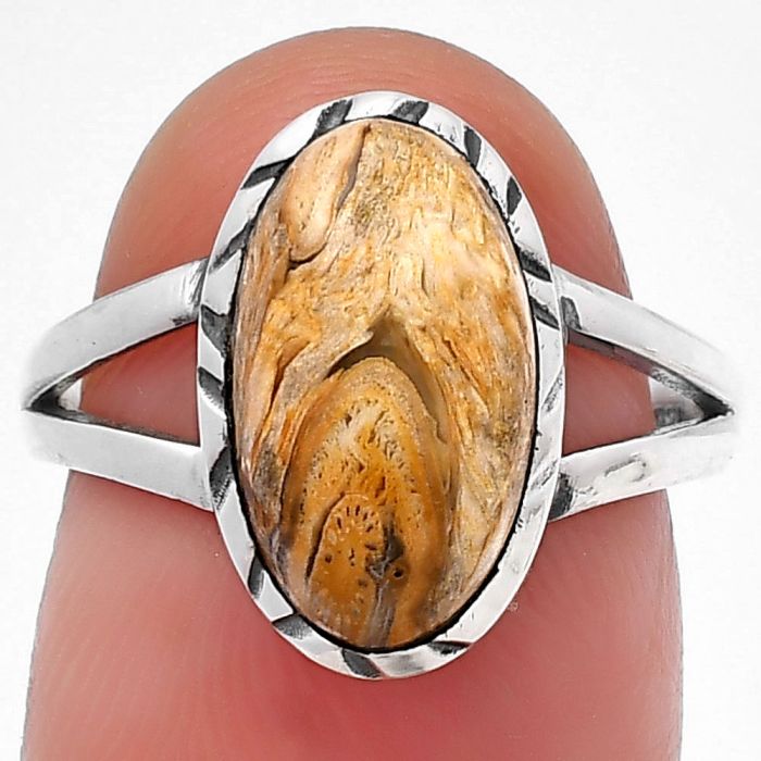 Rock Calcy Ring Size-7 SDR213173 R-1074, 8x14 mm