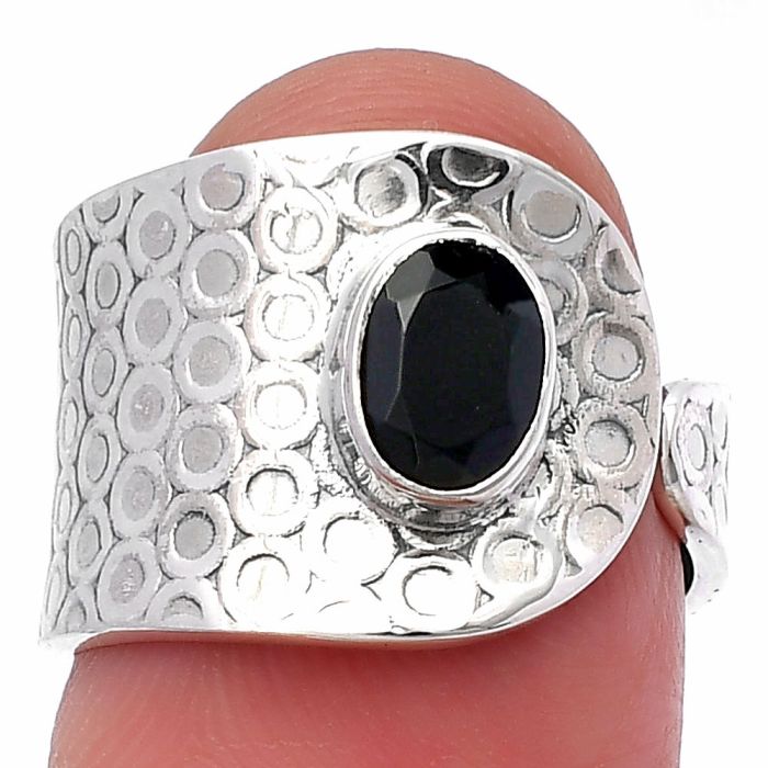 Adjustable - Black Onyx Ring size-7.5 SDR216039 R-1319, 5x7 mm