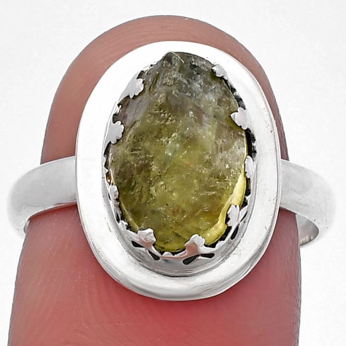 Green Kyanite Rough Ring size-7.5 SDR217138 R-1592, 8x11 mm
