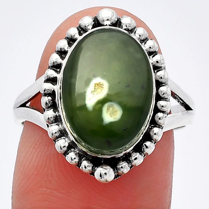 Nephrite Jade Ring size-8 SDR225965 R-1154, 9x13 mm