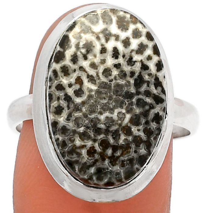 Stingray Coral Ring size-10 SDR226363 R-1007, 13x19 mm