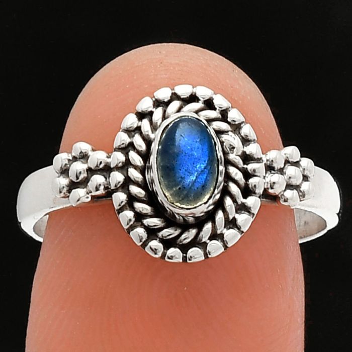 Blue Fire Labradorite Ring size-8.5 SDR227249 R-1447, 4x6 mm