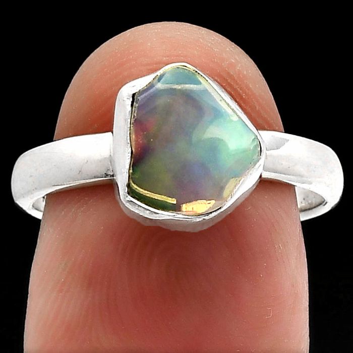 Ethiopian Opal Rough Ring size-8 SDR227333 R-1001, 8x9 mm