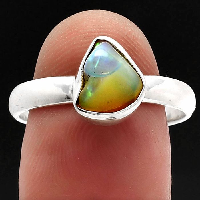 Ethiopian Opal Rough Ring size-9 SDR227349 R-1001, 7x9 mm