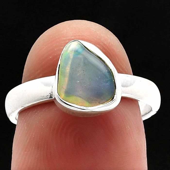 Ethiopian Opal Rough Ring size-7 SDR227366 R-1001, 8x9 mm