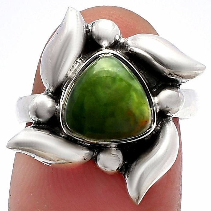 Chrome Chalcedony Ring size-6 SDR229612 R-1125, 8x8 mm