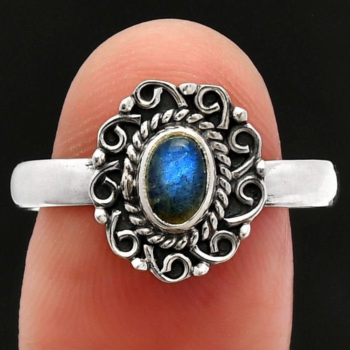 Blue Fire Labradorite Ring size-9 SDR230260 R-1322, 6x4 mm