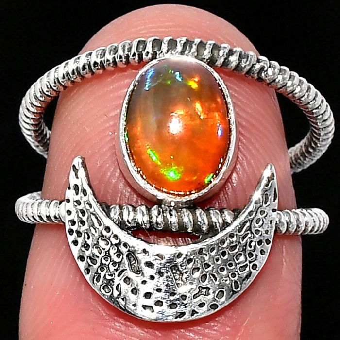 Crescent Moon - Ethiopian Opal Ring size-6.5 SDR231110 R-1454, 6x8 mm