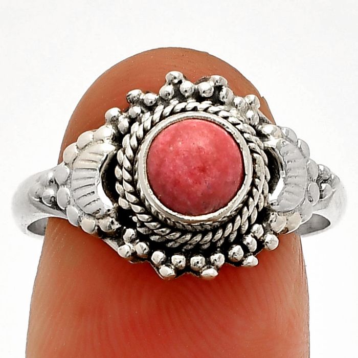 Pink Thulite Ring size-8.5 SDR232453 R-1291, 6x6 mm