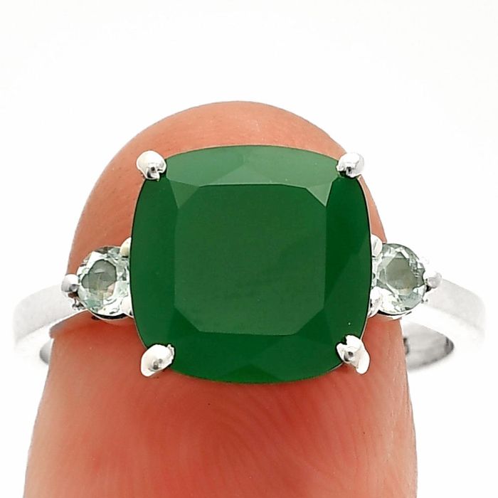 Green Onyx and Sky Blue Topaz Ring size-8 SDR233035 R-1016, 10x10 mm
