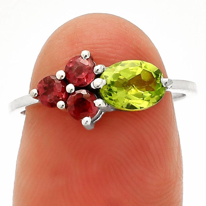 Peridot and Garnet Ring size-6 SDR234090 R-1250, 5x7 mm