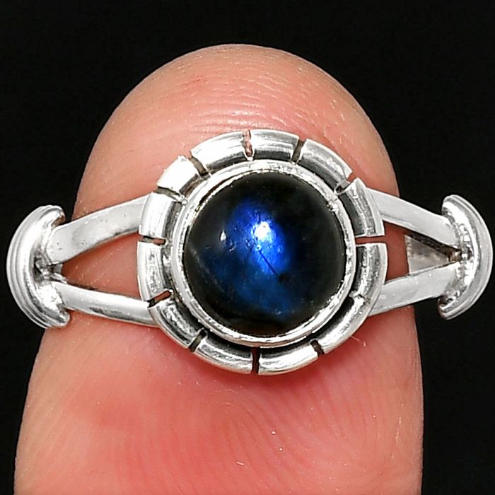 Blue Fire Labradorite Ring size-7.5 SDR234977 R-1533, 7x7 mm