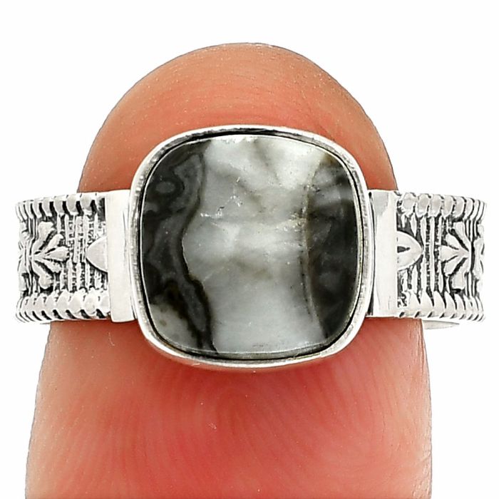 Mexican Cabbing Fossil Ring size-8 SDR235514 R-1058, 9x9 mm