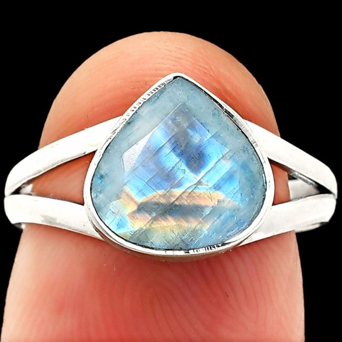 Faceted Rainbow Moonstone Ring size-7 SDR235950 R-1002, 9x9 mm