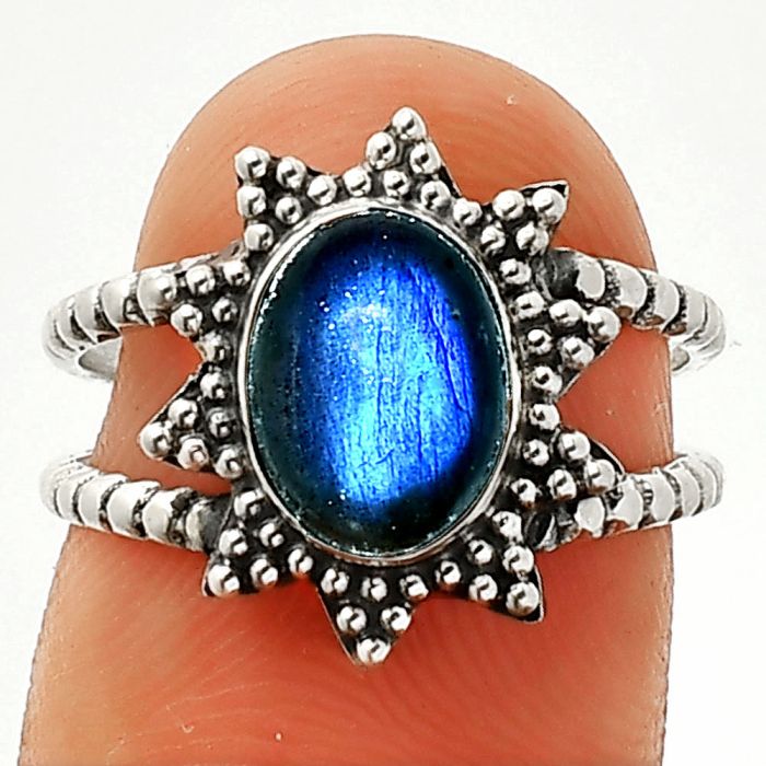 Blue Labradorite Ring size-6 SDR237230 R-1095, 7x9 mm