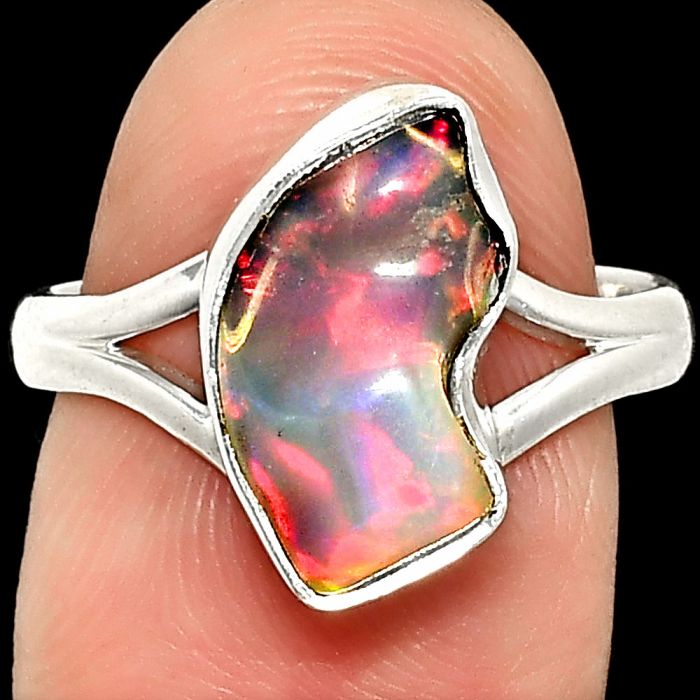 Ethiopian Opal Rough Ring size-8 SDR237356 R-1002, 8x14 mm