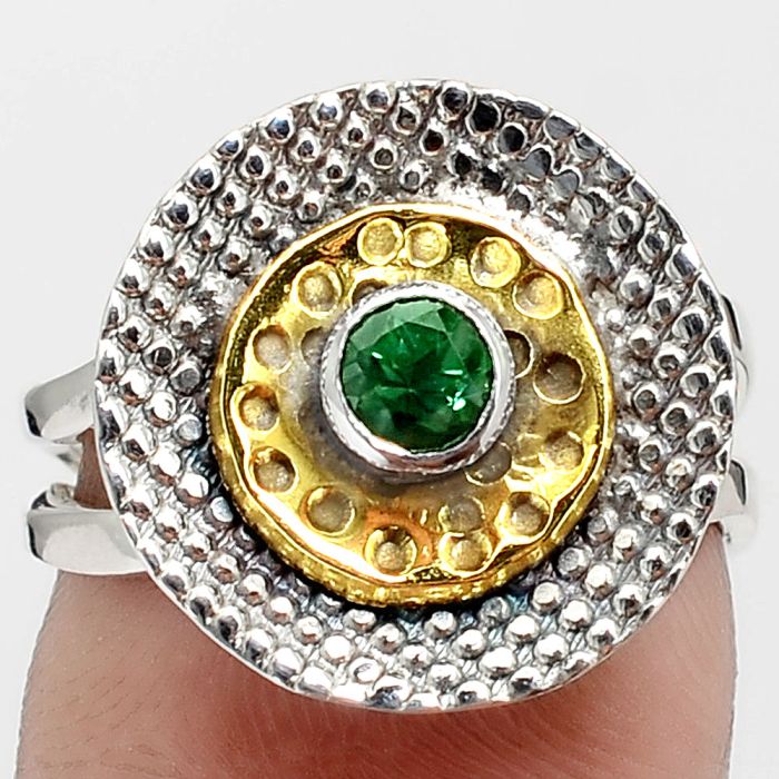 Two Tone - Lab Created Green Tourmaline Ring size-7 SDR73047 R-1586, 4x4 mm