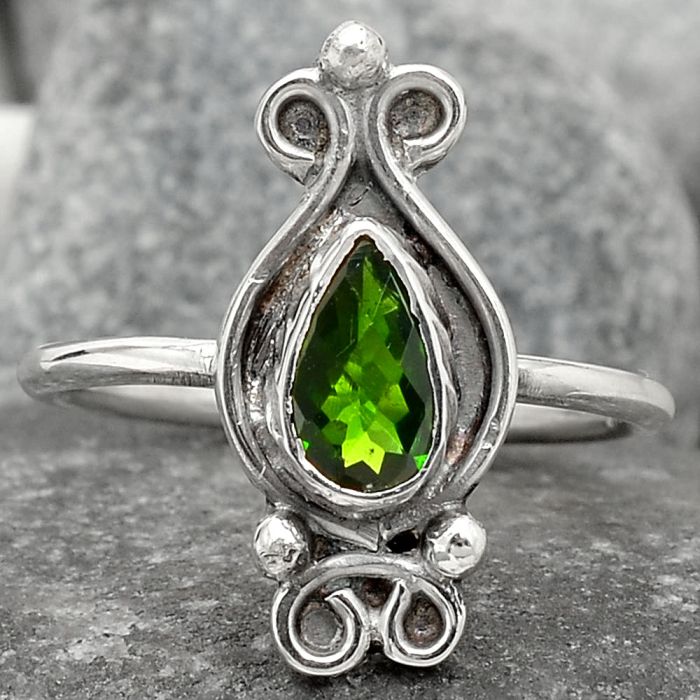 Natural Chrome Diopside Ring size-8 SDR76312, 5x8 mm