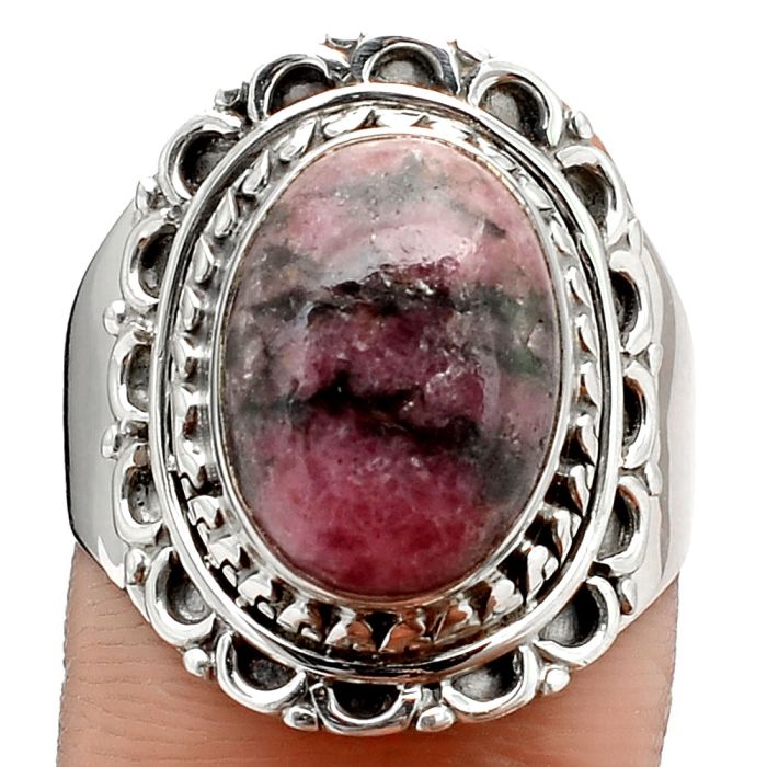 Natural Rhodonite Ring size-8.5 SDR76719 R-1256, 10x14 mm