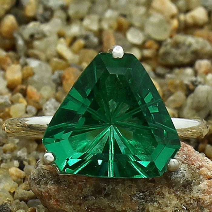 Lab Created Green Tourmaline Ring size-8.5 SDR82107 R-1019, 12x12 mm