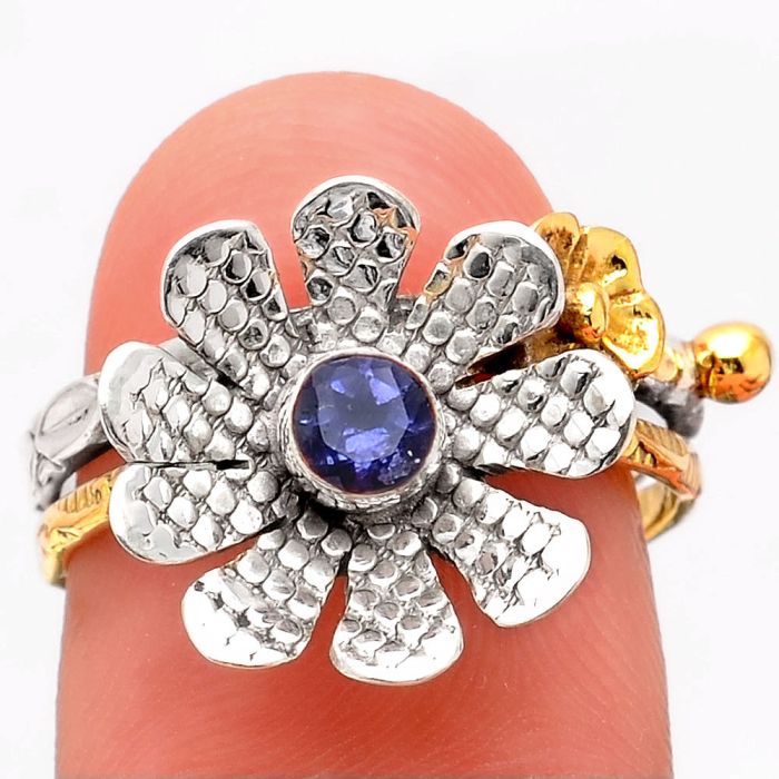 Two Tone Flower - Iolite - India Ring size-7 SDR99164 R-1289, 4x4 mm